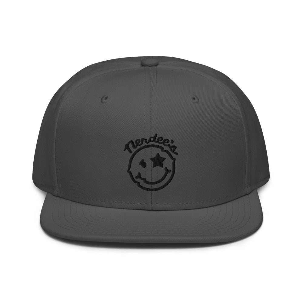 https://www.nerdees.com/cdn/shop/products/snapback-charcoal-gray-5fec2375d2036_1024x1024.jpg?v=1609311106